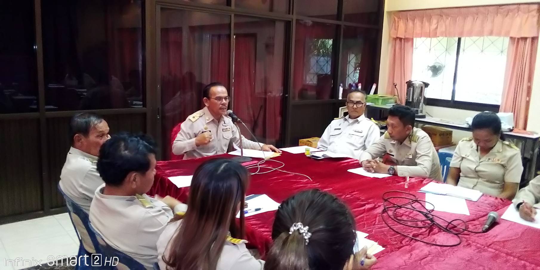 ประชุมประจำวันเดือน มีนาคม 2563 ผู้บริหาร พนักงาน อบต.ท่าฉาง เพื่อมอบหมาย นโยบายการปฏิบัติงานและการติดตามผลการดำเนินงานประจำเดือน